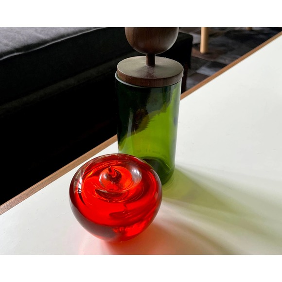 Red Glass Apple Paper Weight - Picture 8 of 8